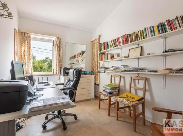 Arbeitszimmer