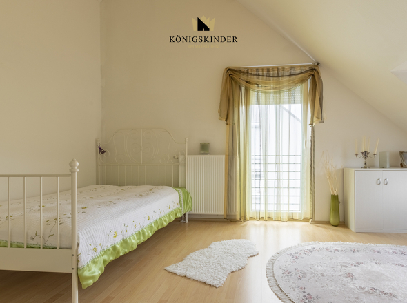 Schlafzimmer/Kinderzimmer 3 - DG