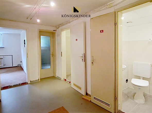 UG mit Zimmer Bad und Toilette