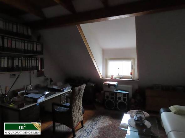 Arbeits-/ Kinderzimmer