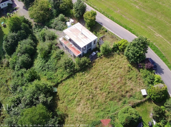 Ansicht Haus und Garten (Abbruchhaus)