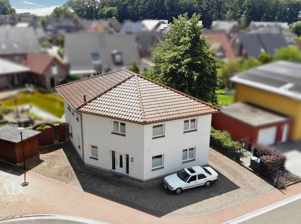 Außenfrontansicht 2