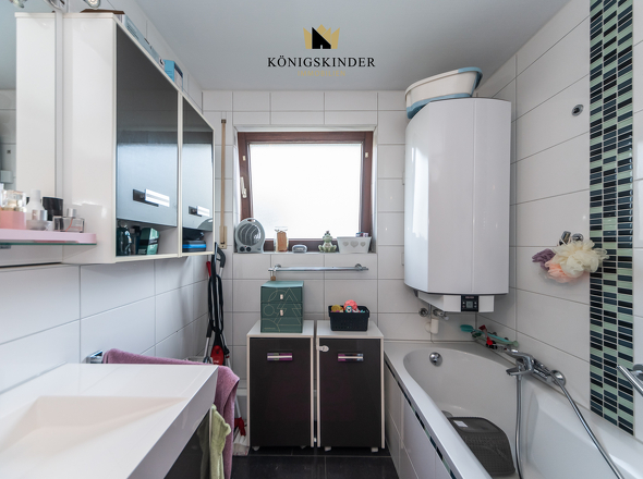 Tageslichtbad mit Wanne... 