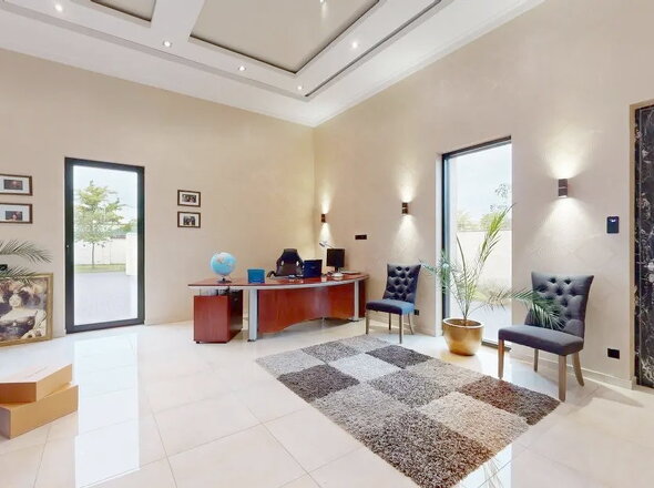 Großzügiges Doppelbüro