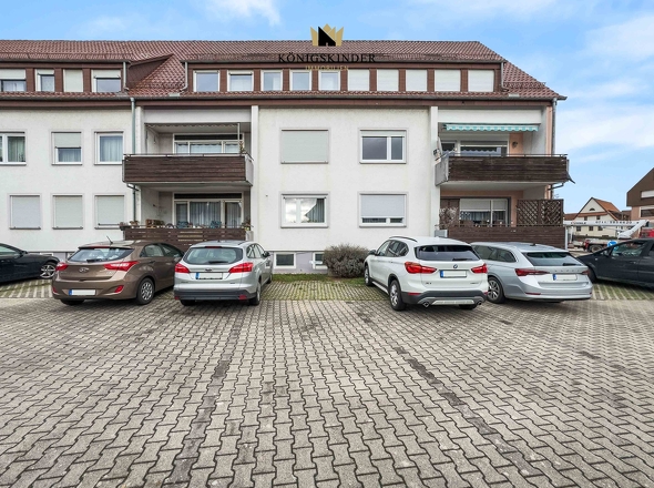 Außenparkplatz
