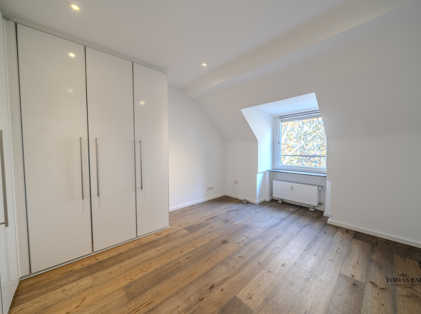 Schlafzimmer (Wohung rechts)