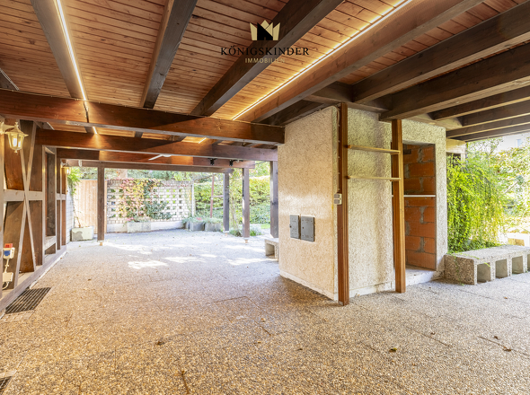 Überdachte Terrasse