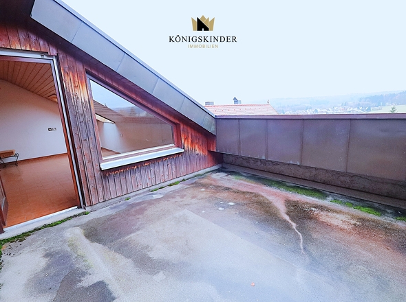 mit der uneinsehbaren Dachterrasse...