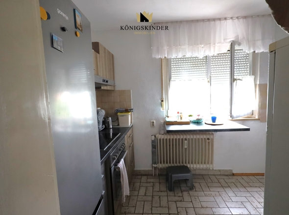 eine Küche im Wohnhaus...