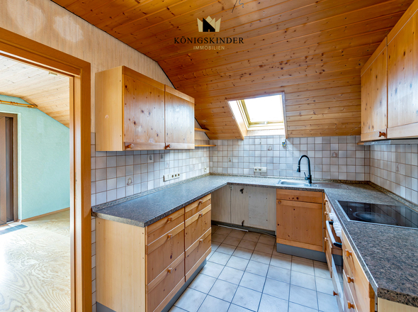 ...der eingerichteten Küche...