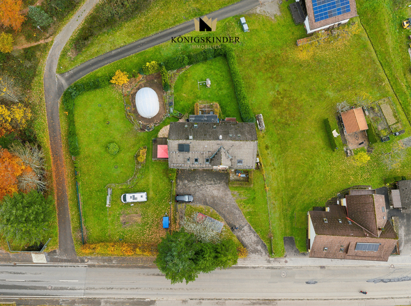 Blick von oben mit Pool