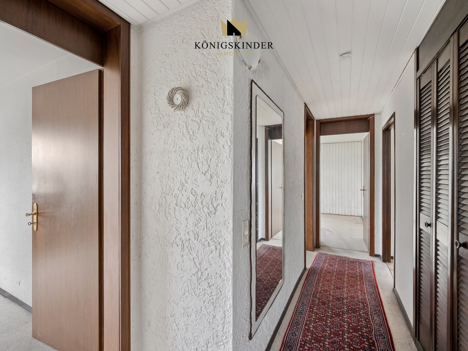 Durch den Flur in alle Räume 