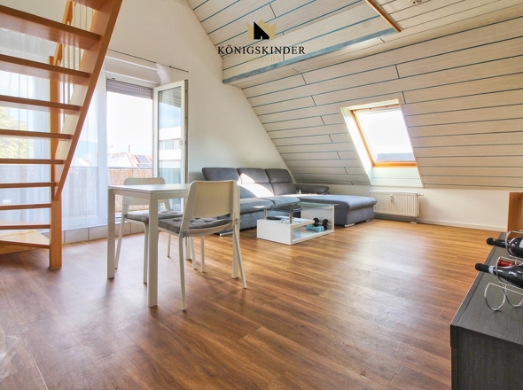 Wohnzimmer- Maisonnette Wohnung