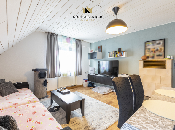 Helles und freundliches Wohnzimmer