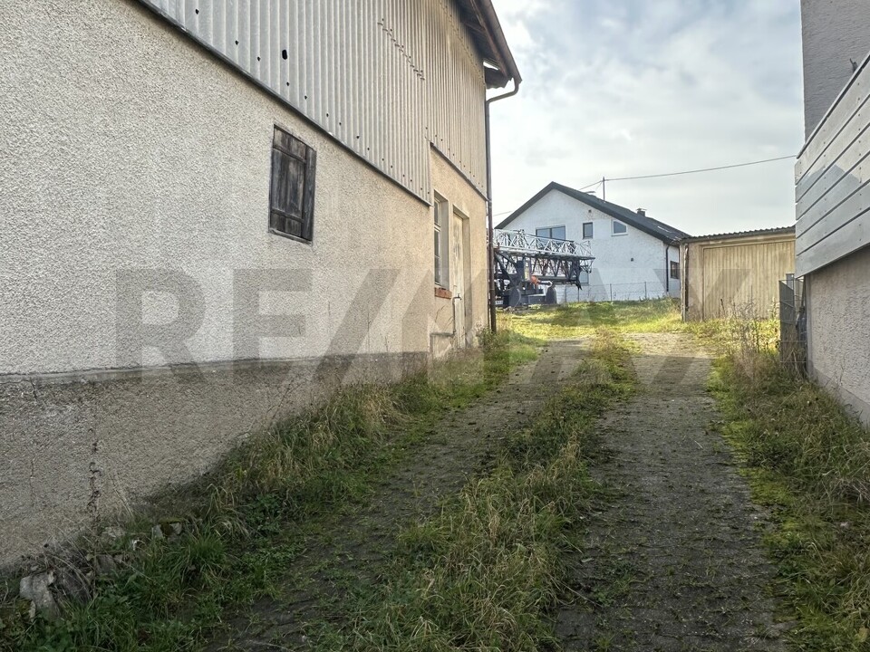 Einfahrt nach hinten