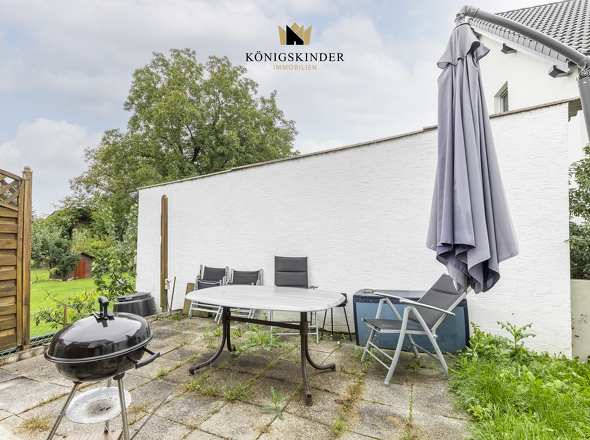 Großzügiger Gartenbereich zum Entspannen