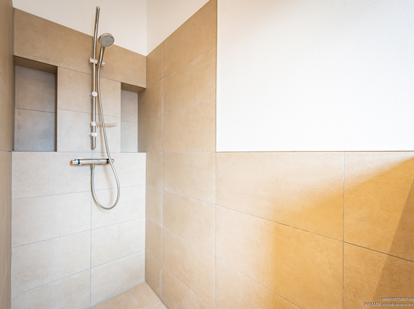Dusche EG