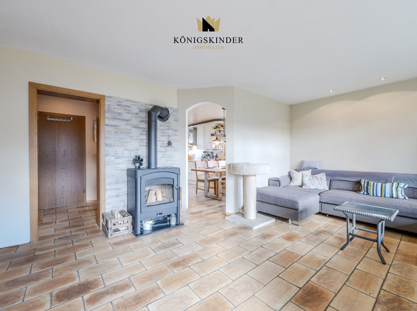Wohnzimmer mit Kaminofen