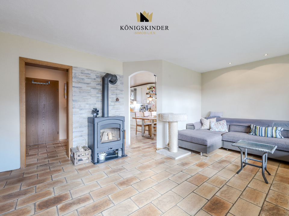 Wohnzimmer mit Kaminofen