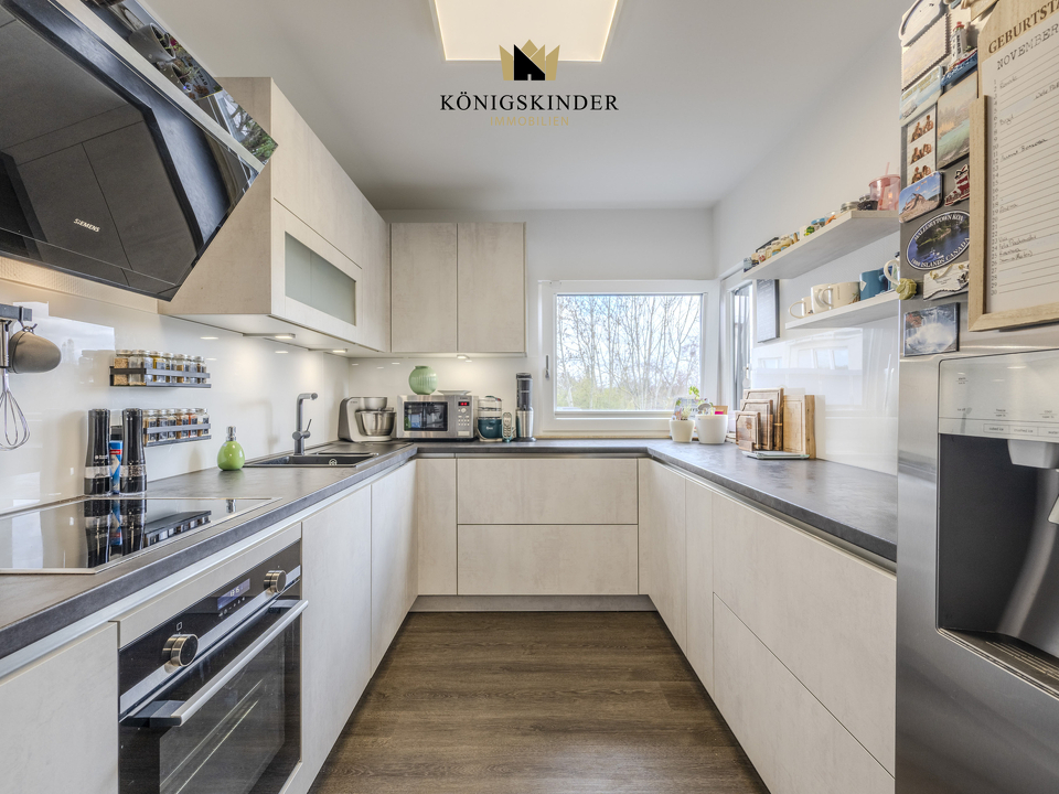 Hochwertige Einbauküche