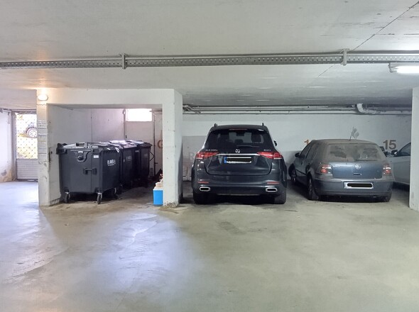 Tiefgaragenstellplatz
