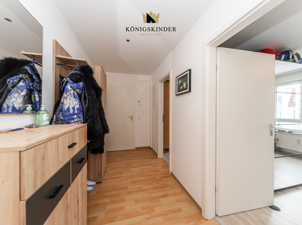 Geräumiger Dielenbereich