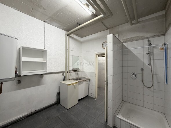 Küche/Heizung/Dusche