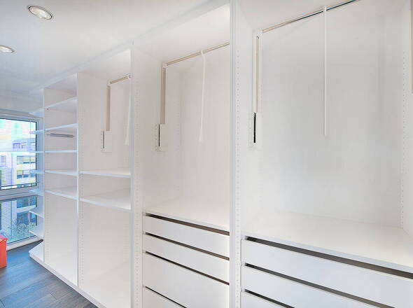 Ankleidezimmer im OG