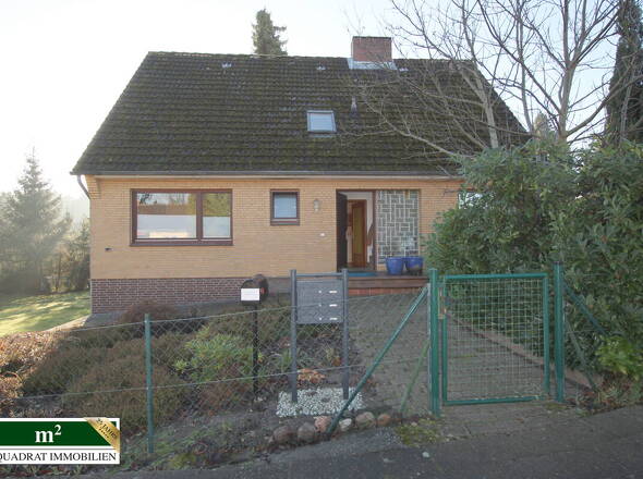 Eingangsbereich zum gepflegten MFH