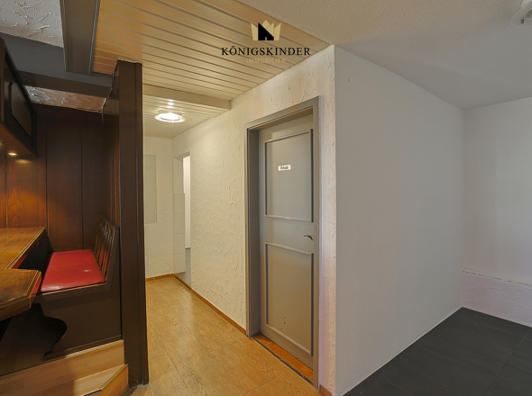 Sanitäreinrichtungen EG