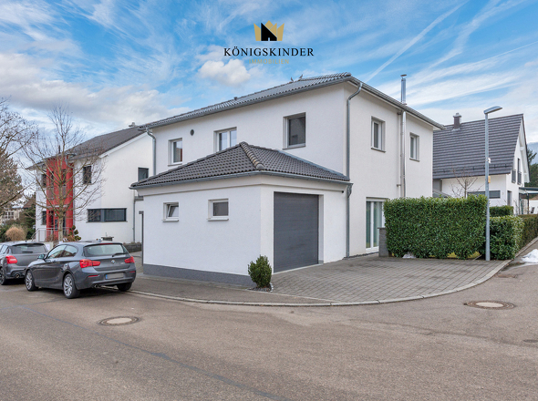 Außenansicht/Garage