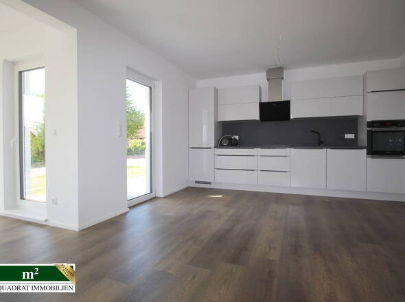 Markenküche mit Terrassenzugang