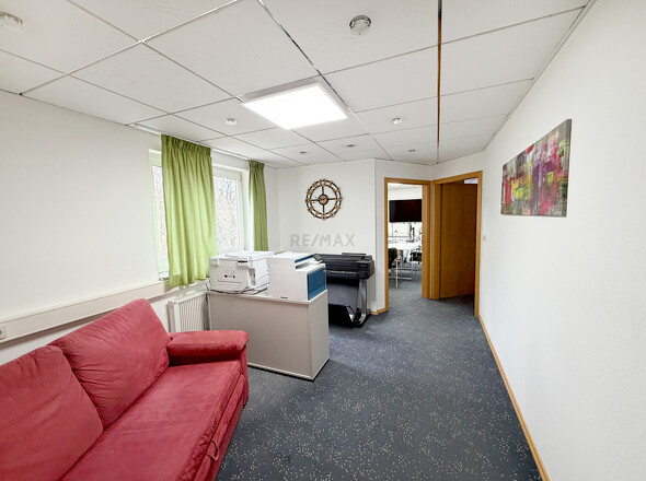 Büro Bild 1