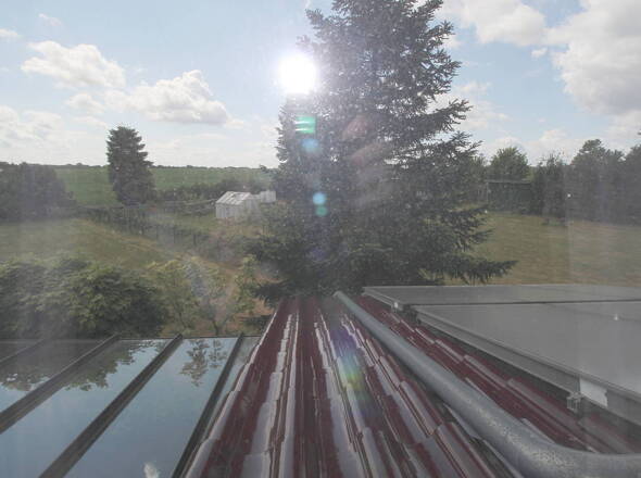 Fensterblick aus Erker OG in Garten u. angrenzendes Feld