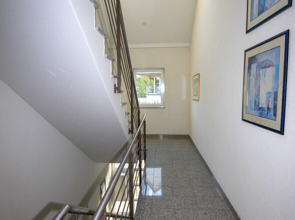 Treppenhaus Blick 1