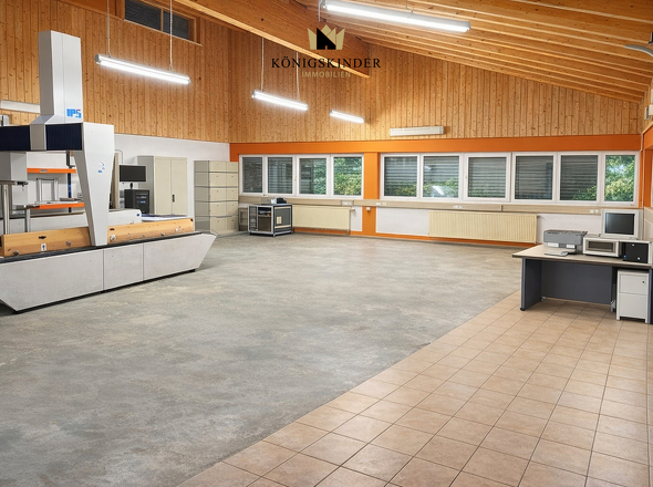 ...und Produktionsfläche.