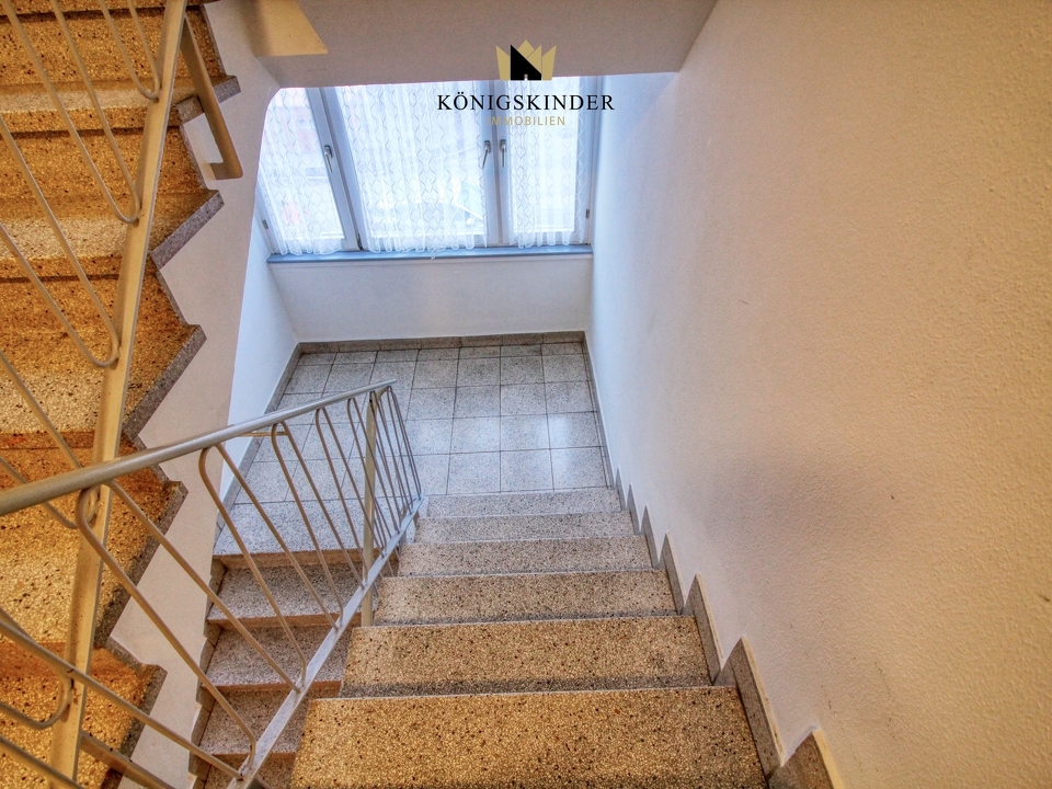 breites Treppenhaus 