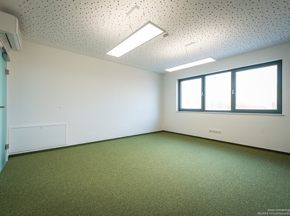Büro 1