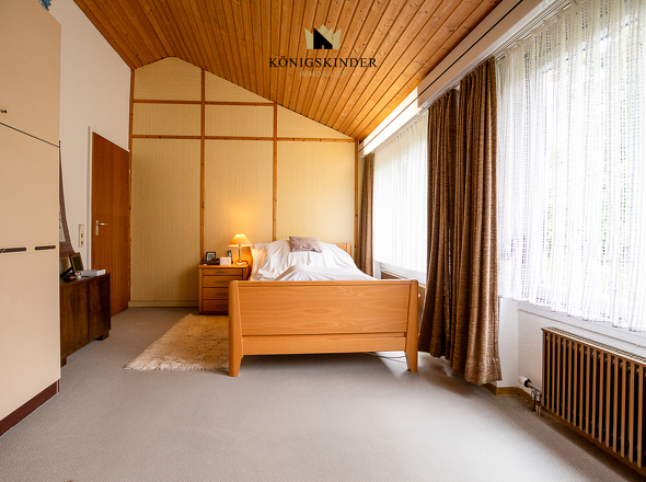 Zimmer 1 OG