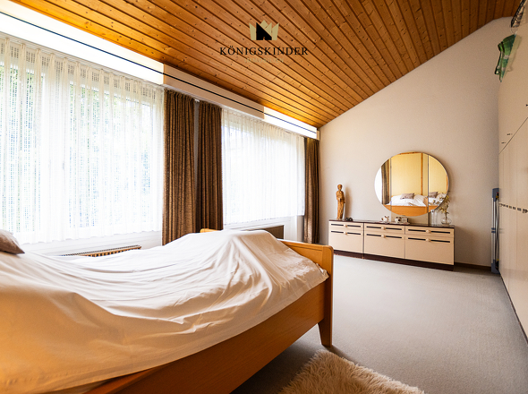 Zimmer 1 OG