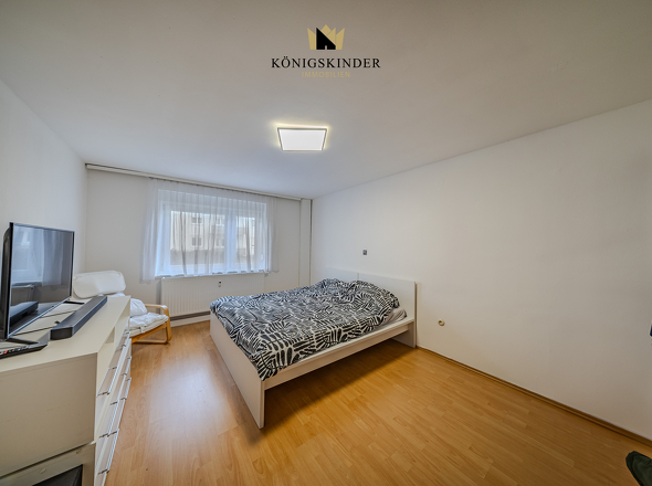 Schlafzimmer Eltern