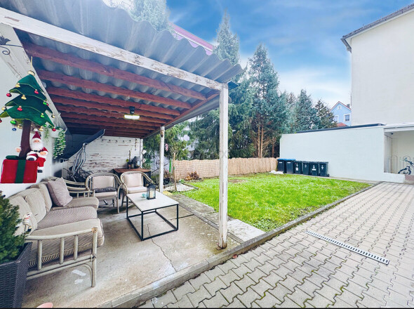 Terrasse und Garten