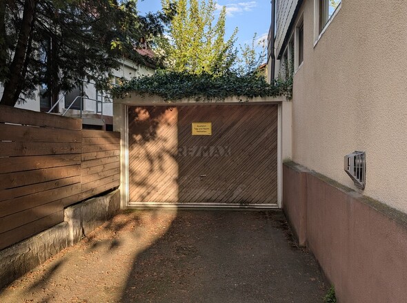 Garage 1