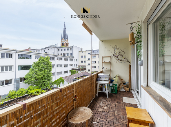 Balkon mit angenehmer Aussicht und zusätzlichem Freiraum