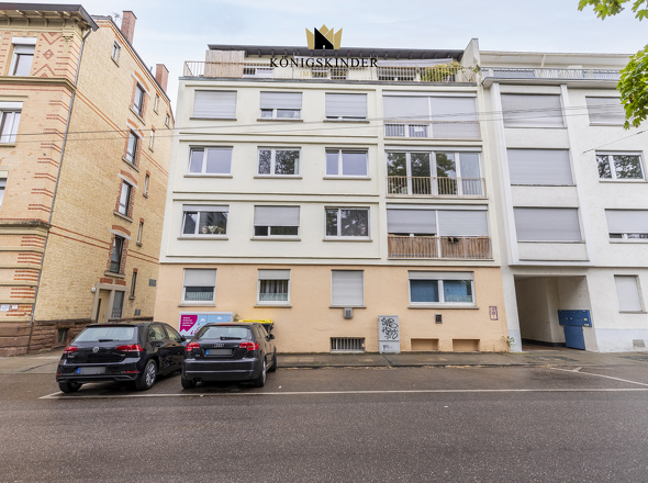 Straßenansicht des Wohnhauses