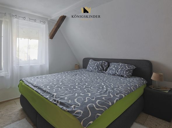 Schlafzimmer DG