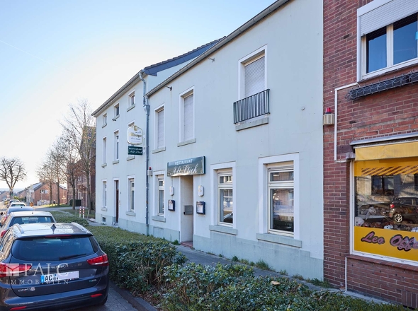 Straßenansicht