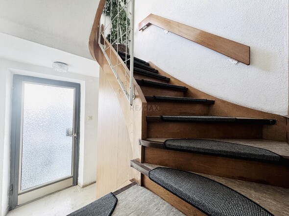 Treppe EG