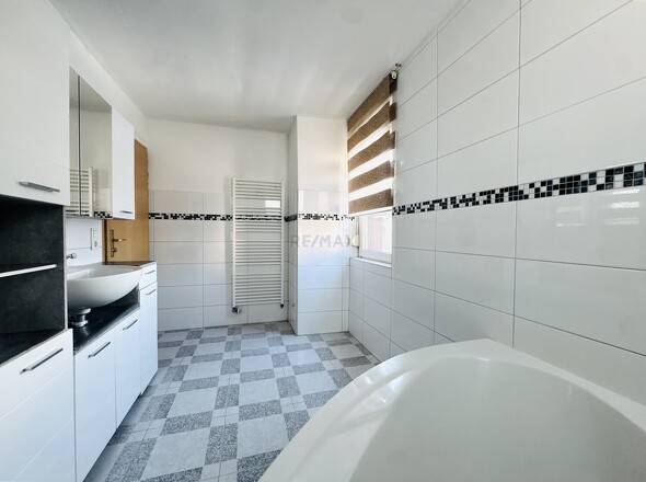 Badezimmer 1.OG