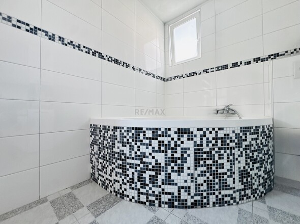 Badewanne 1.OG